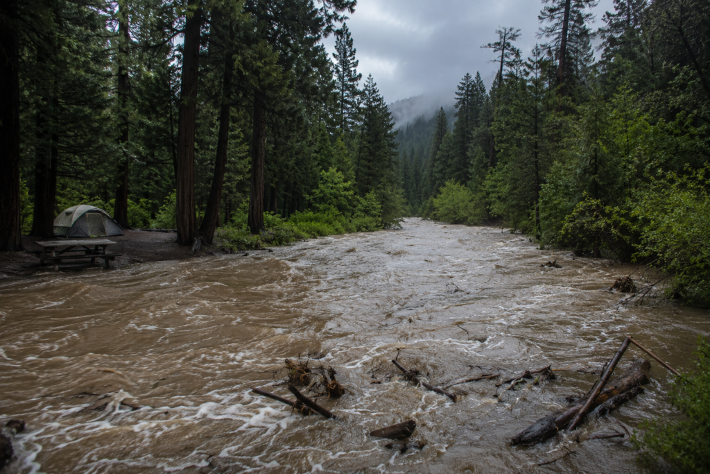 wilderness emergency evacuation flash flood warning signs rapidly rising creek water level campsite danger